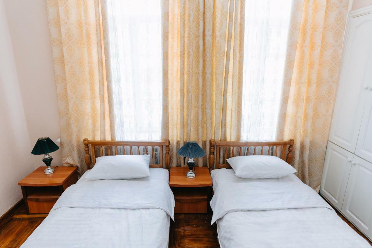 Lion B&B Самарканд Екстериор снимка
